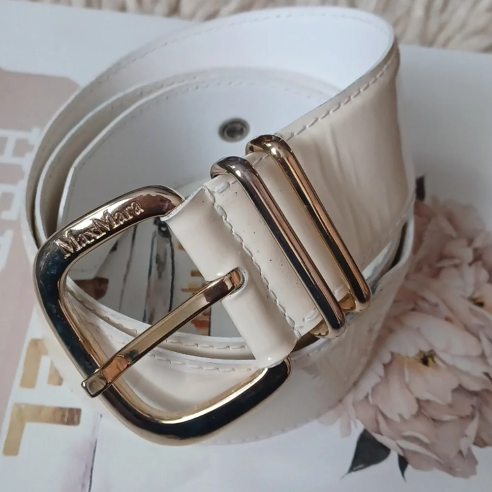 MaxMara belt